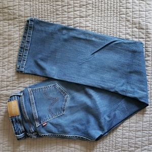 Levi's 529 Curvy Bootcut Jeans. Size 6